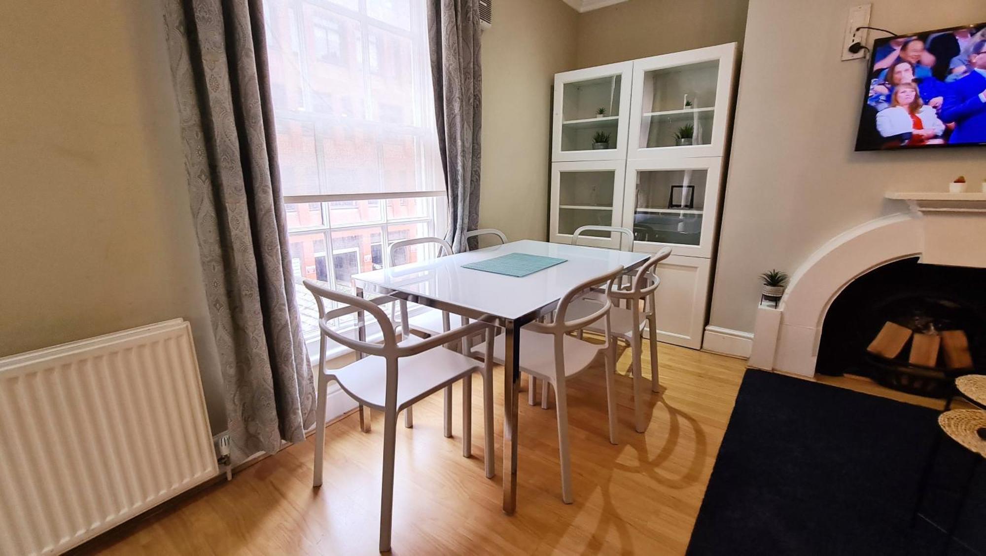 Stylish 2 Bedroom Apartment, Leeds Centre + Free Parking Exterior foto